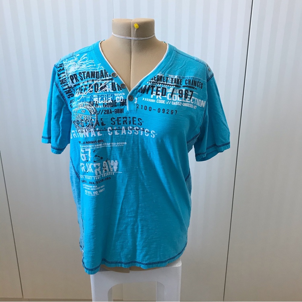 RGSTD Projek blue with white graffiti embroidery tee Size L